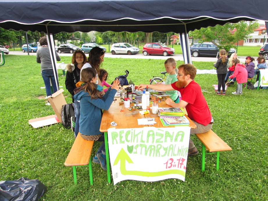 Izdelovali_smo_broske_in_magnetke_avtor_Marko_Taljan